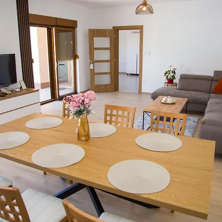 Luxury G Residency *